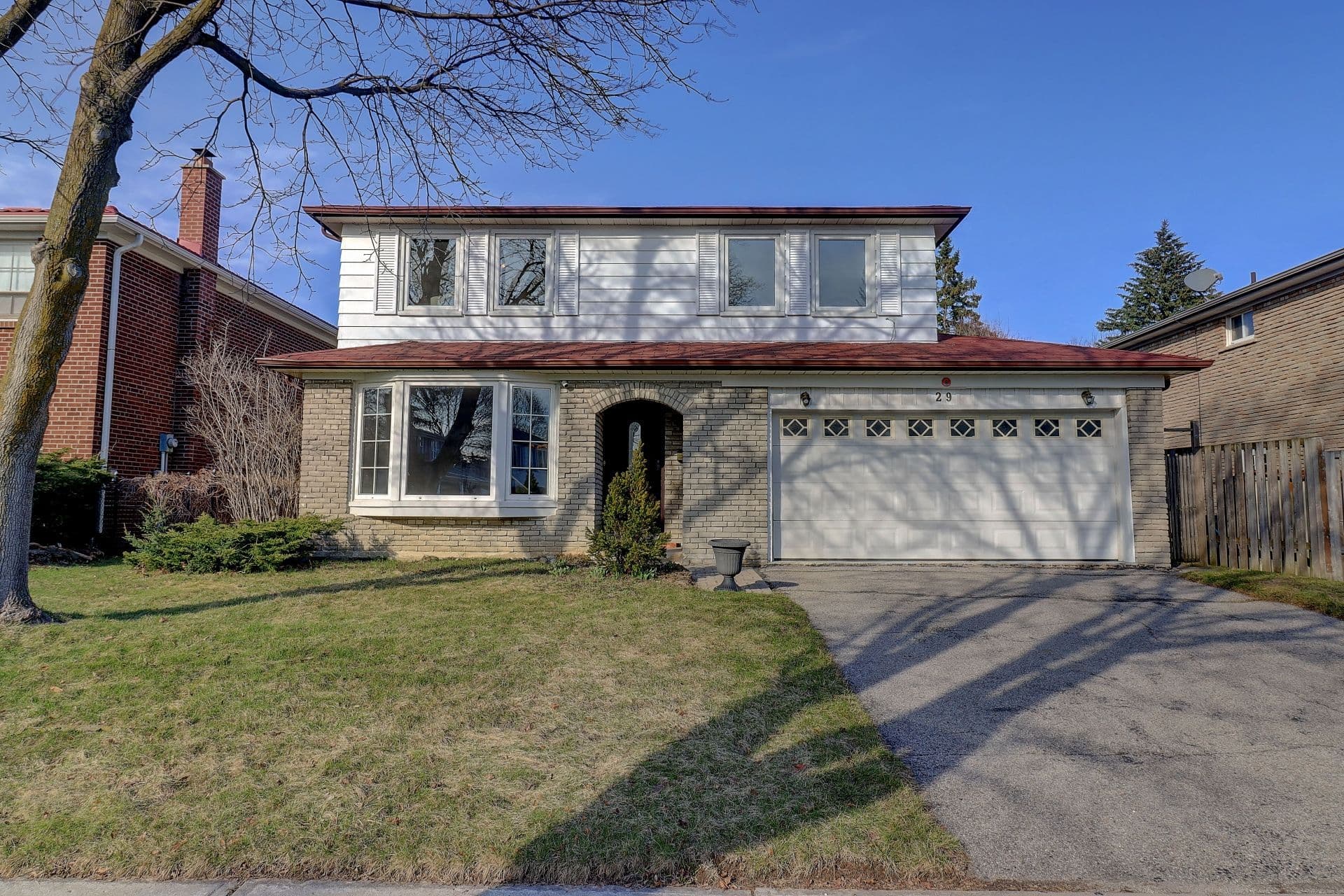 29 Deepdale Drive, Toronto E07, ON M1S 2N3