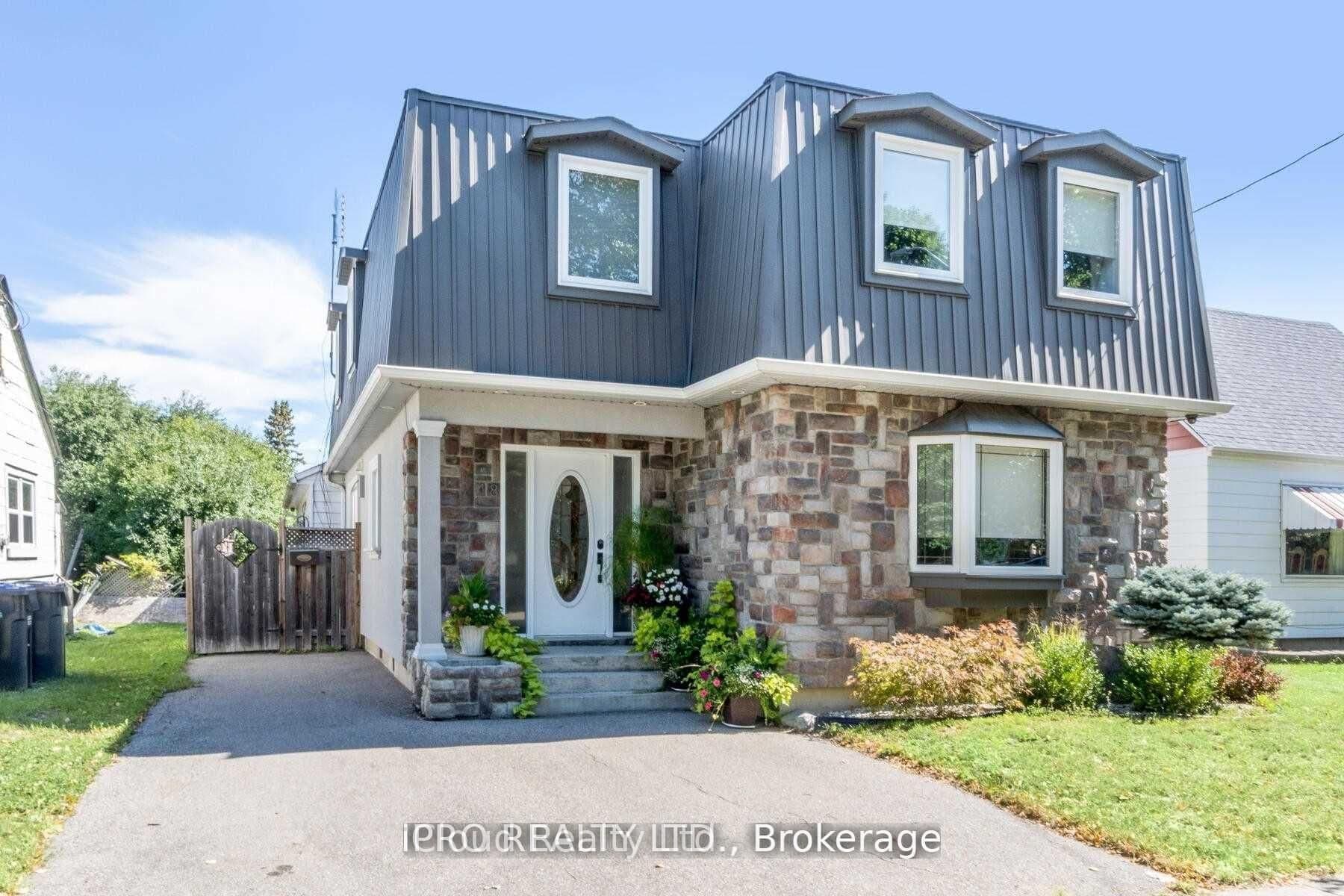 18 Sunset Boulevard, Brampton, ON L6X 1W8