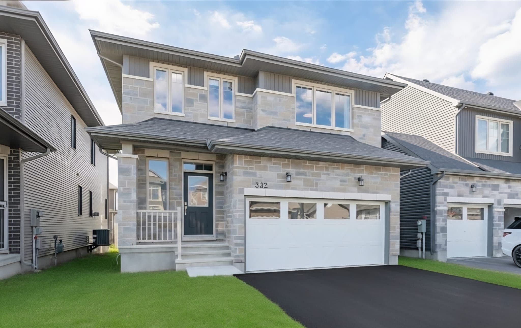 332 Haliburton Heights, Kanata, ON K2V 0G1