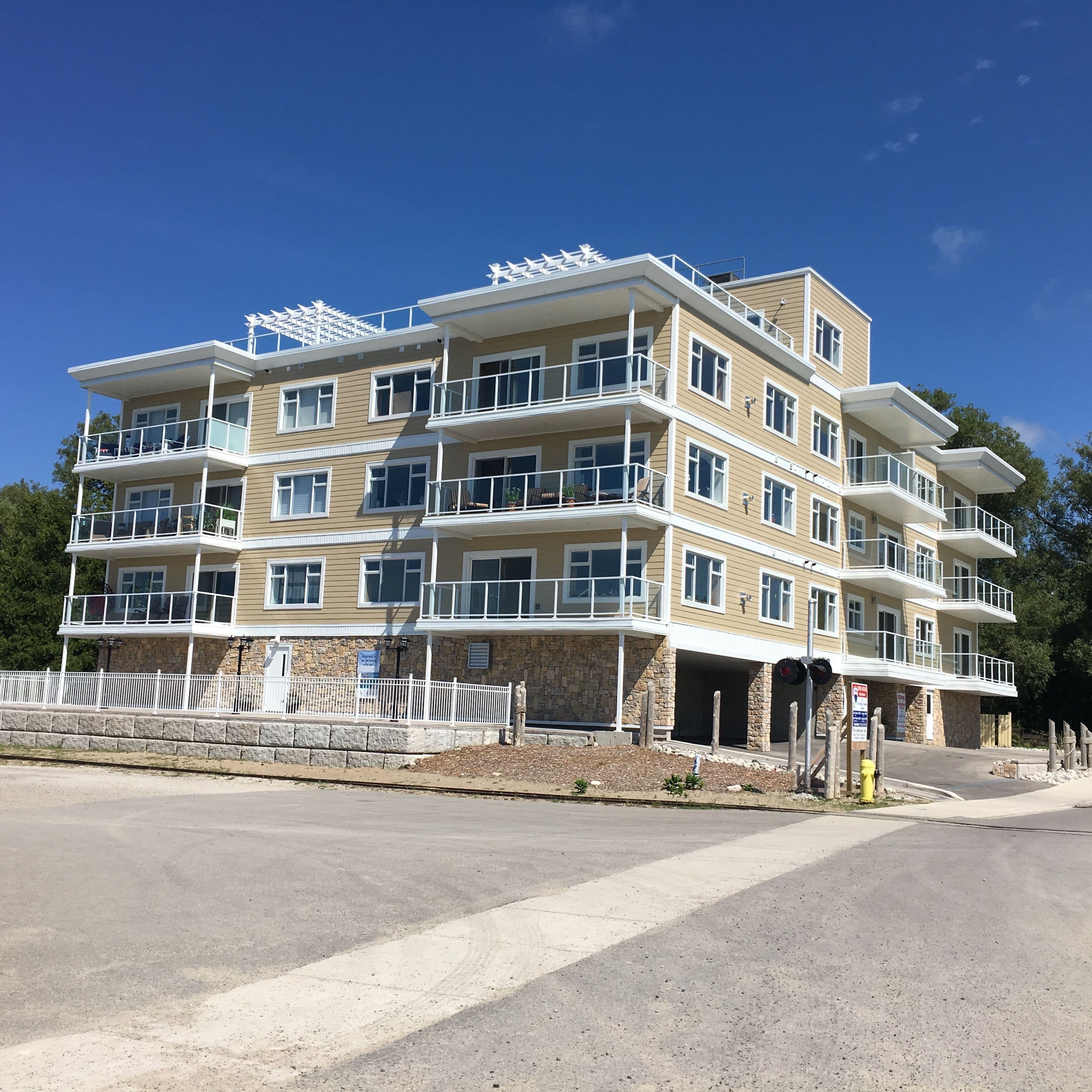 137 ELGIN Street 203, Saugeen Shores, ON N0H 2C6