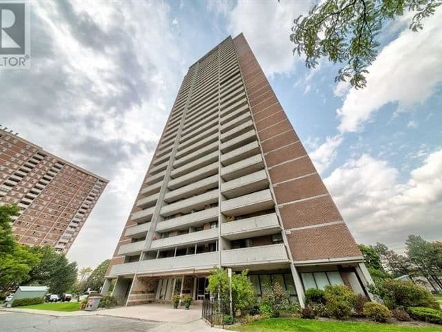 10 Tangreen Court 2907, Toronto C07, ON M2M 4B9