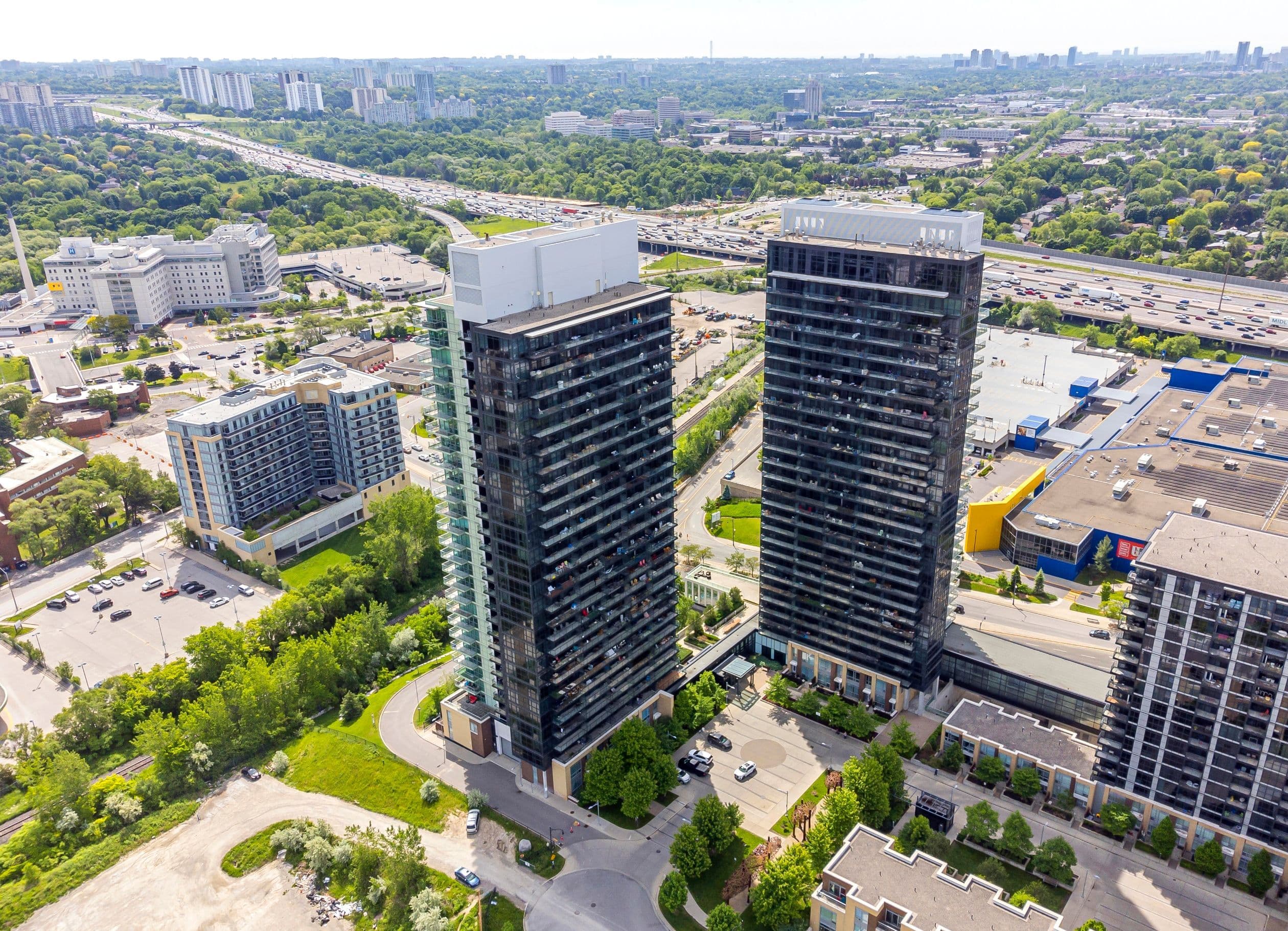 29 Singer Court 611, Toronto C15, ON M2K 0B3