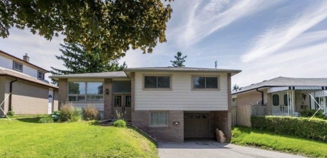 52 Tweedrock Crescent Basement, Toronto E09, ON M1E 4L5