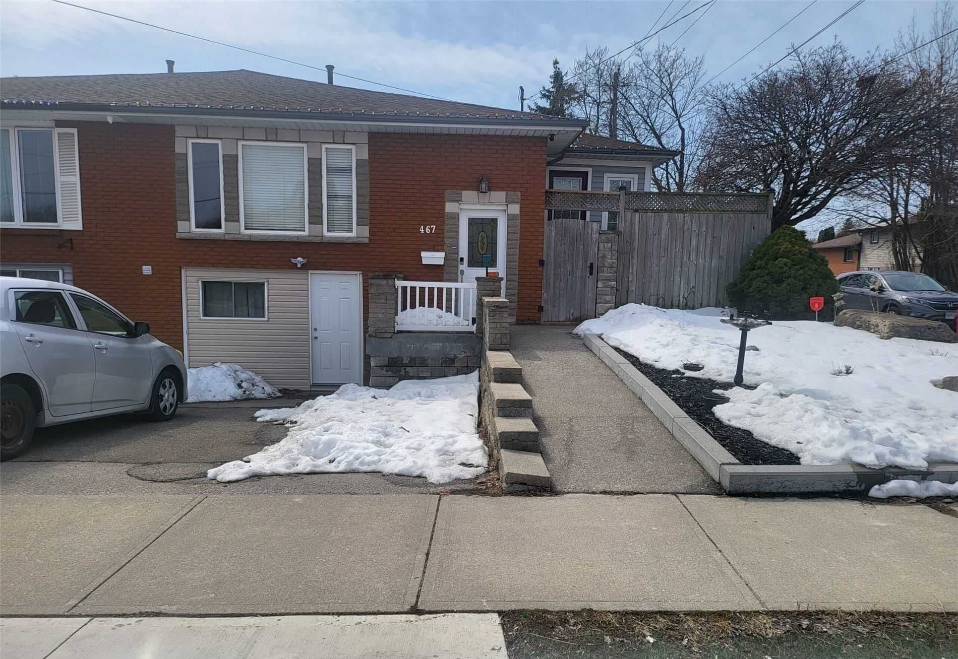 467 Limeridge Road W, Hamilton, ON L9C 2V7