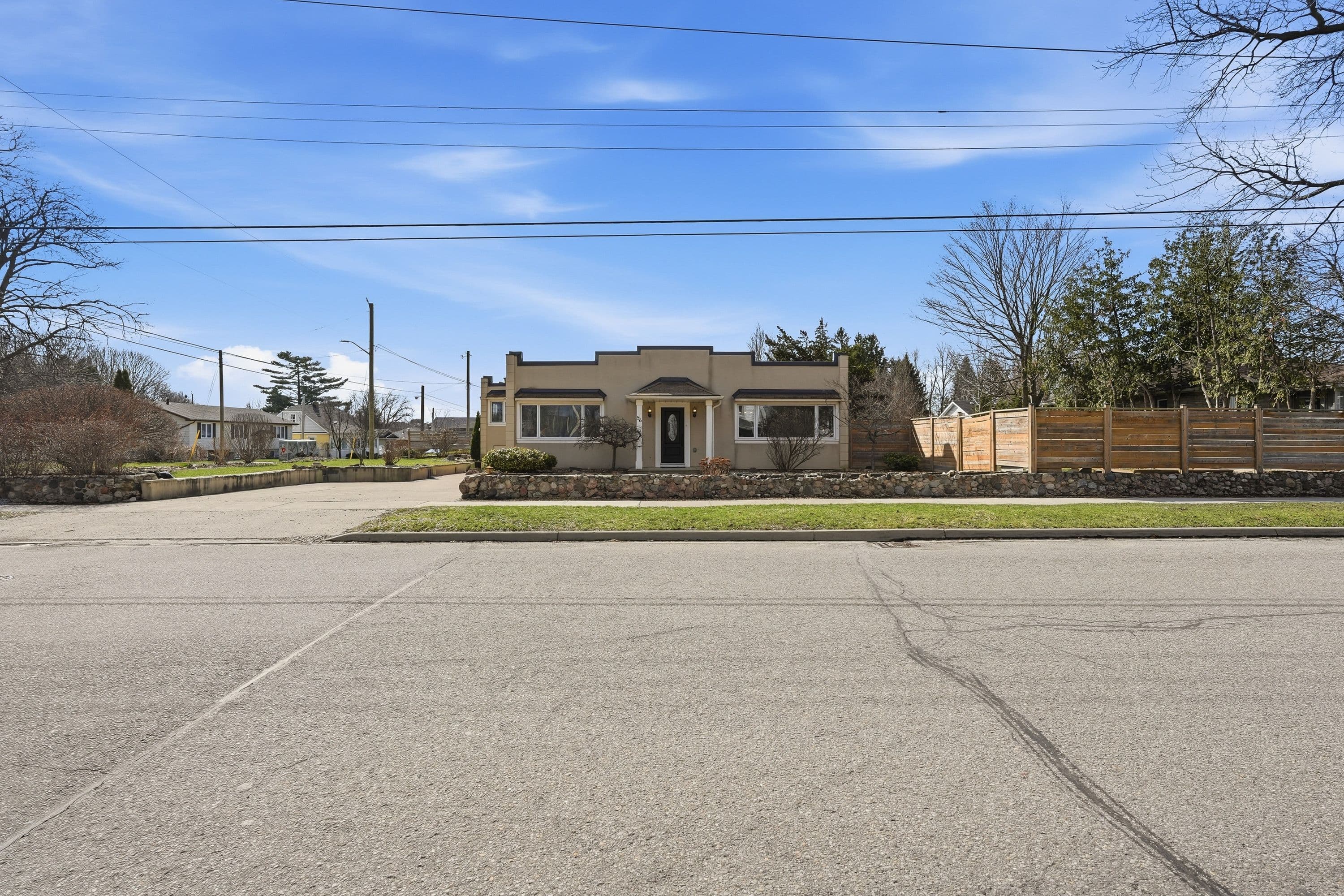 56 King Street, Halton Hills, ON L7G 2G4