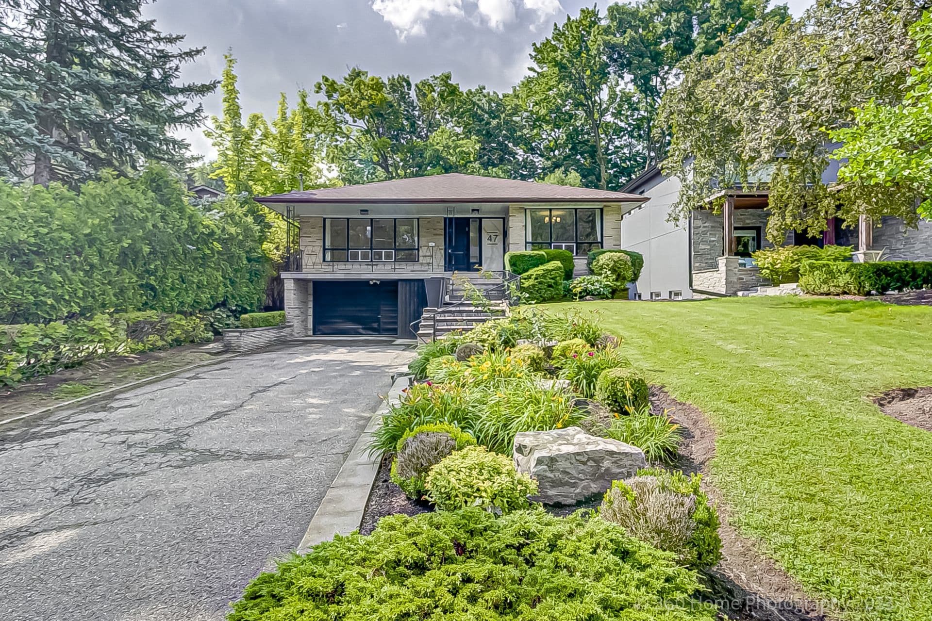 47 Waterloo Avenue, Toronto C06, ON M3H 3Y1