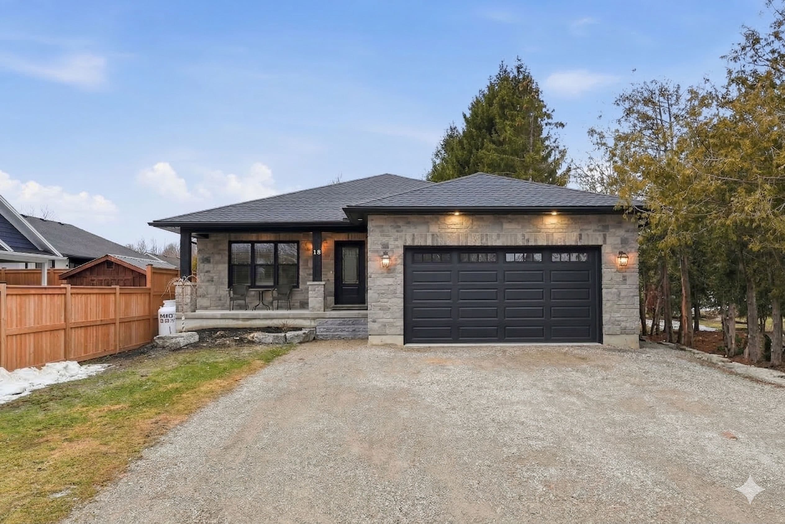 18 Geddes Street W, Minto, ON N0G 1M0