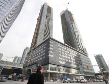 65 Bremner Boulevard 4203, Toronto C01, ON M5J 0A7