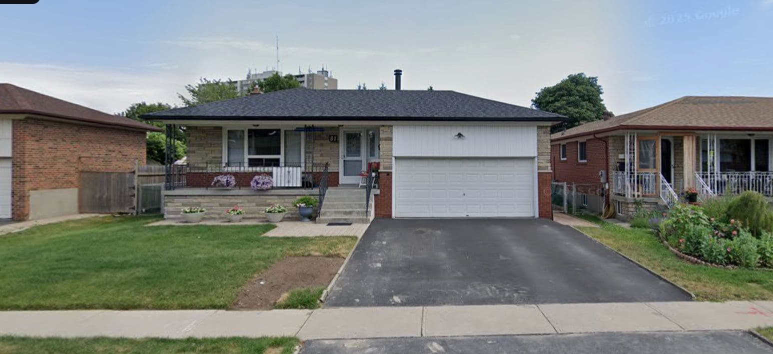 81 Purpledusk Trail, Toronto E09, ON M1E 4C6