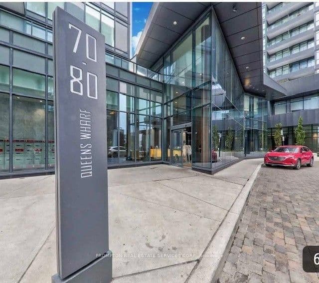 70 Queens Wharf Road 706, Toronto C01, ON M5V 0J2