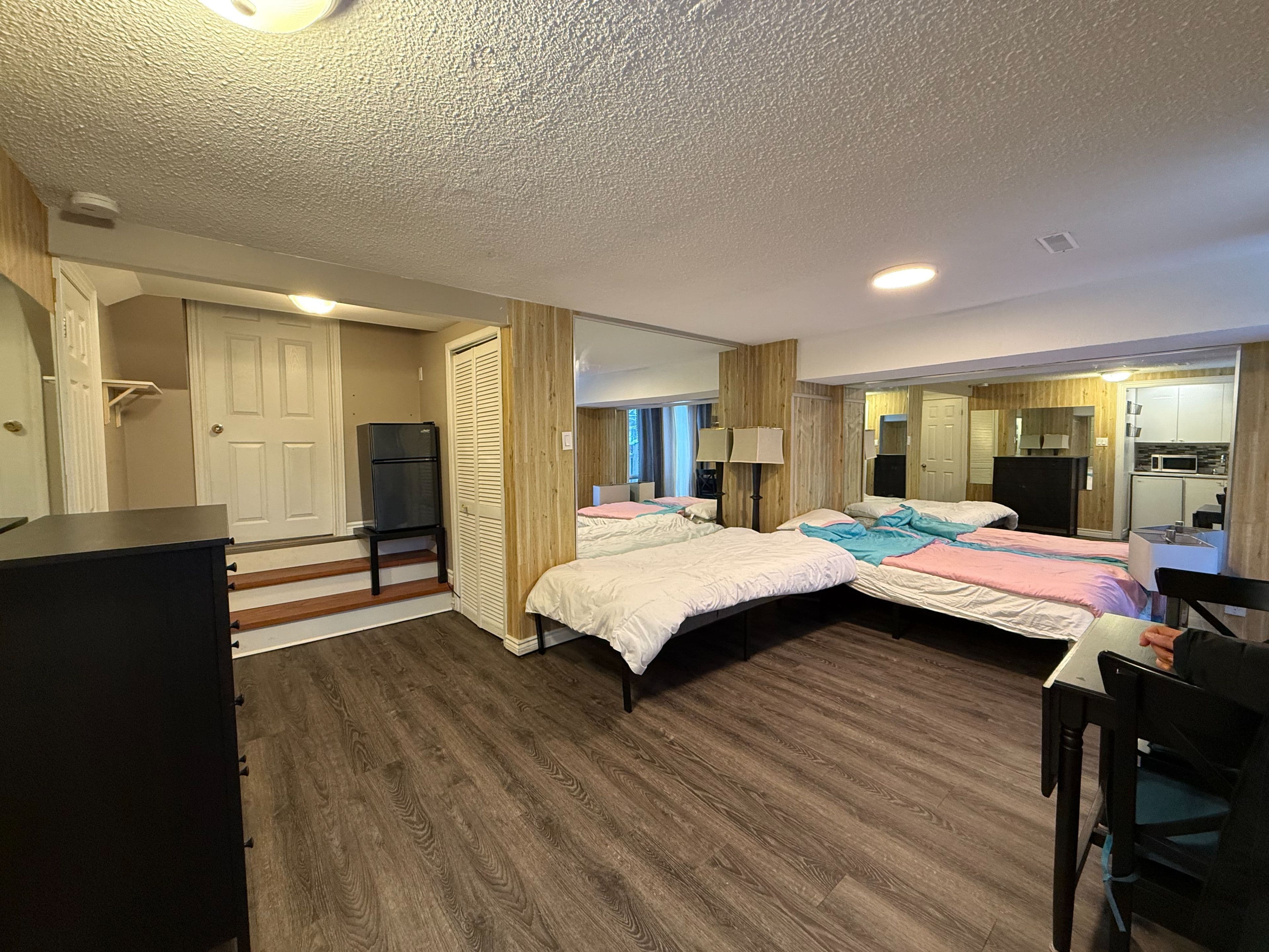 82 Henderson Drive 94 (Lower), Aurora, ON L4G 3M3