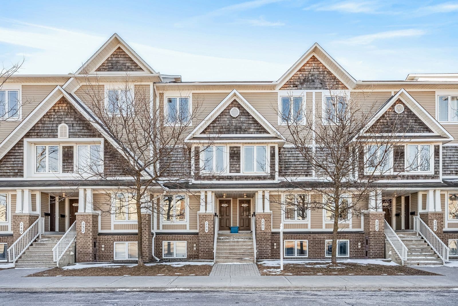 258 Chapman Mills Drive, Barrhaven, ON K2J 0B9