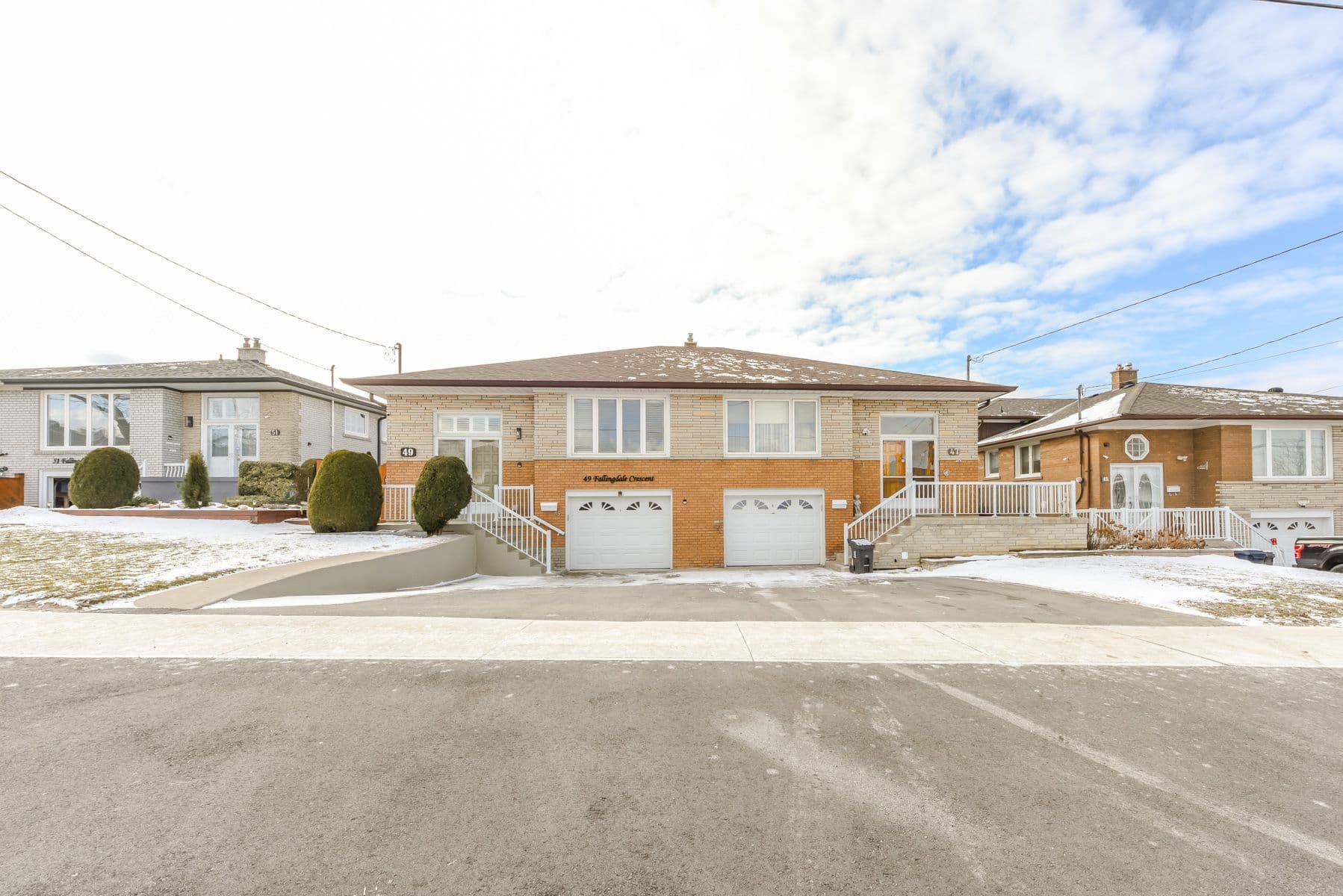 47 Fallingdale Crescent, Toronto W05, ON M3J 1C4