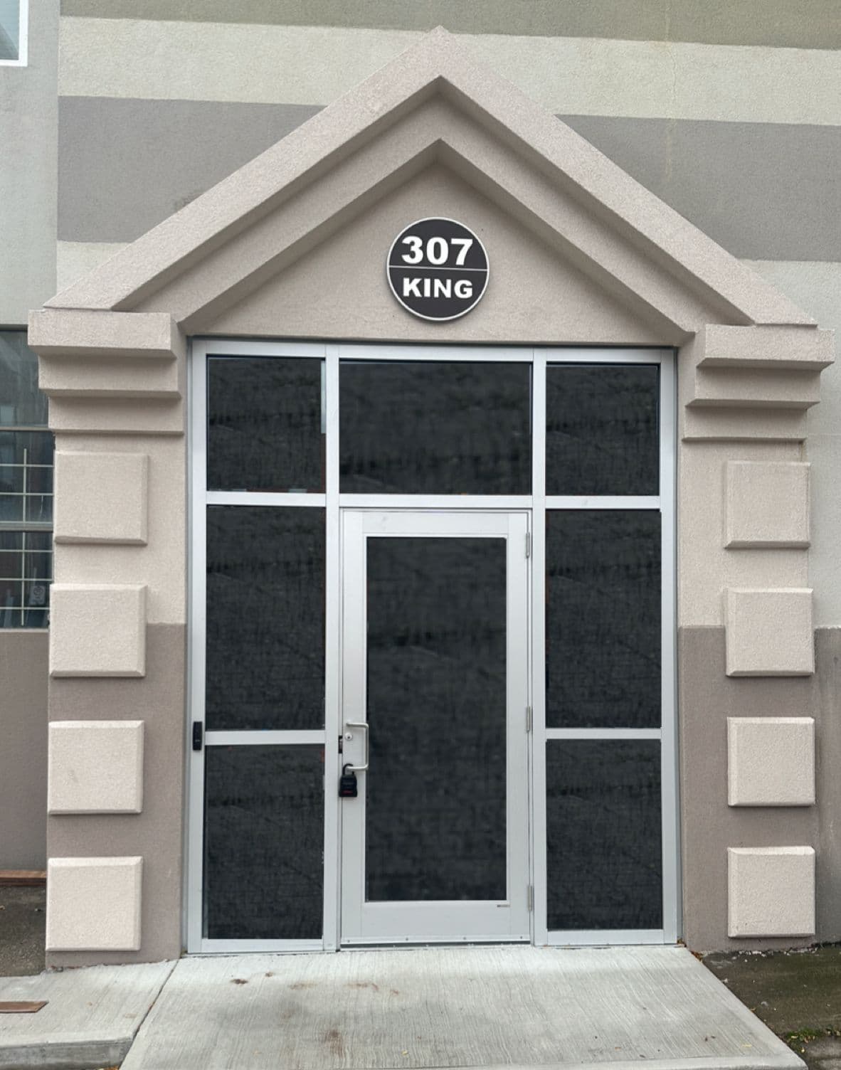 307 King Street 202, Hamilton, ON L8N 1C1