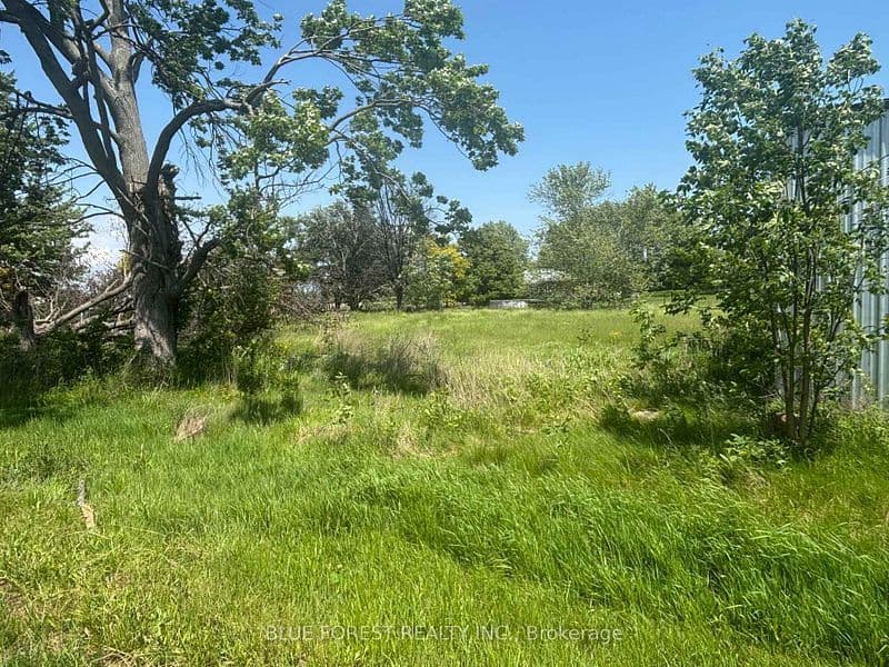 2304 North Shore Drive, Haldimand, ON N0A 1K0