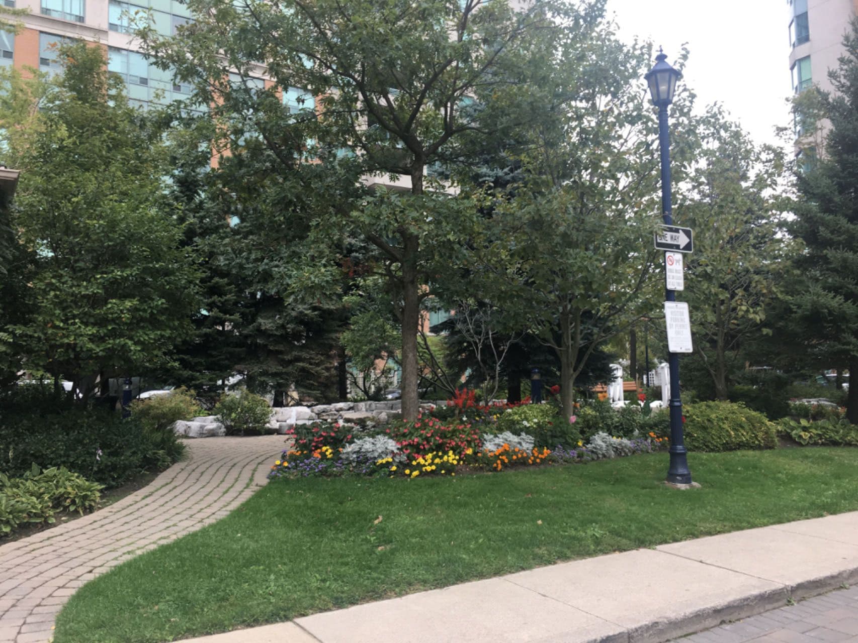 125 Omni Drive 2329, Toronto E09, ON M1P 5A9