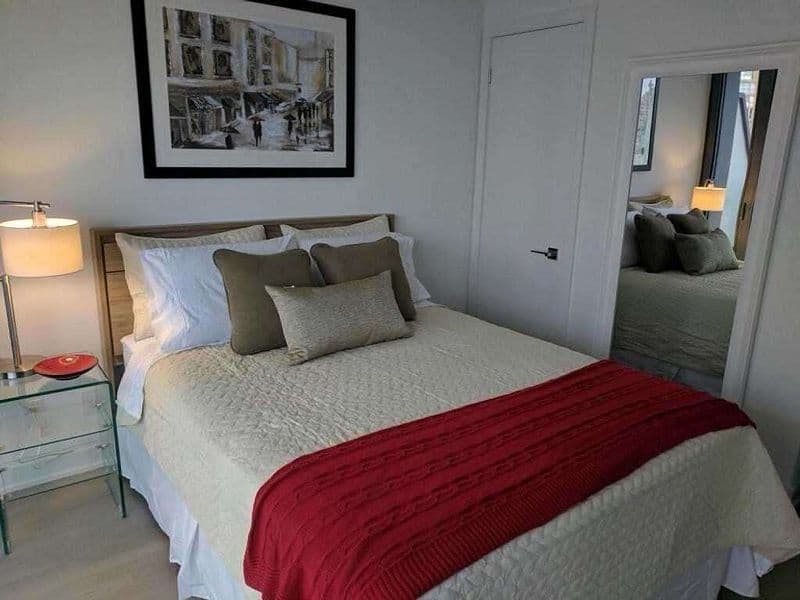 57 St Joseph Street 1221, Toronto C01, ON M5S 2Y1