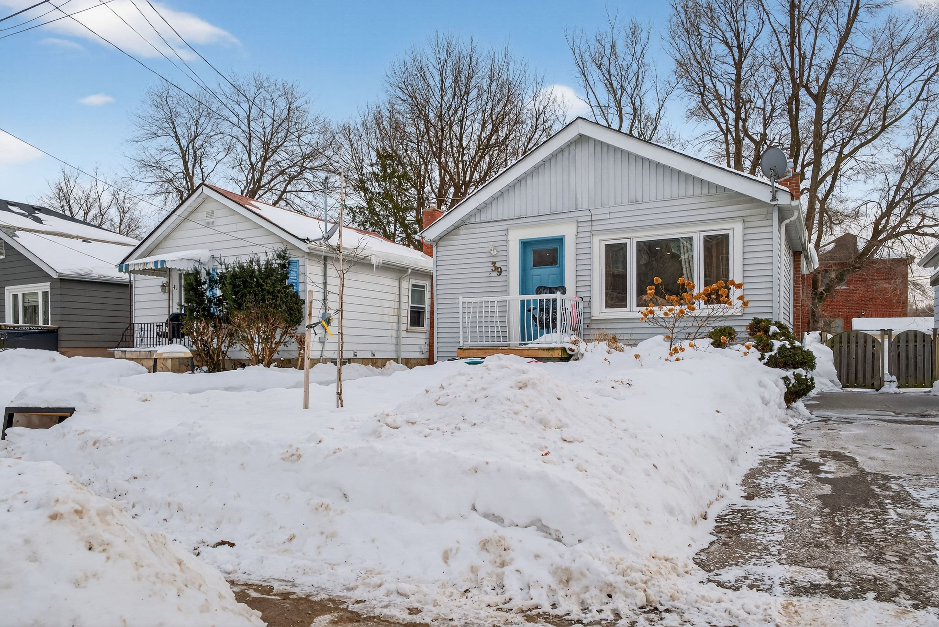 39 Rhydwen Avenue, Toronto E06, ON M1N 2E2