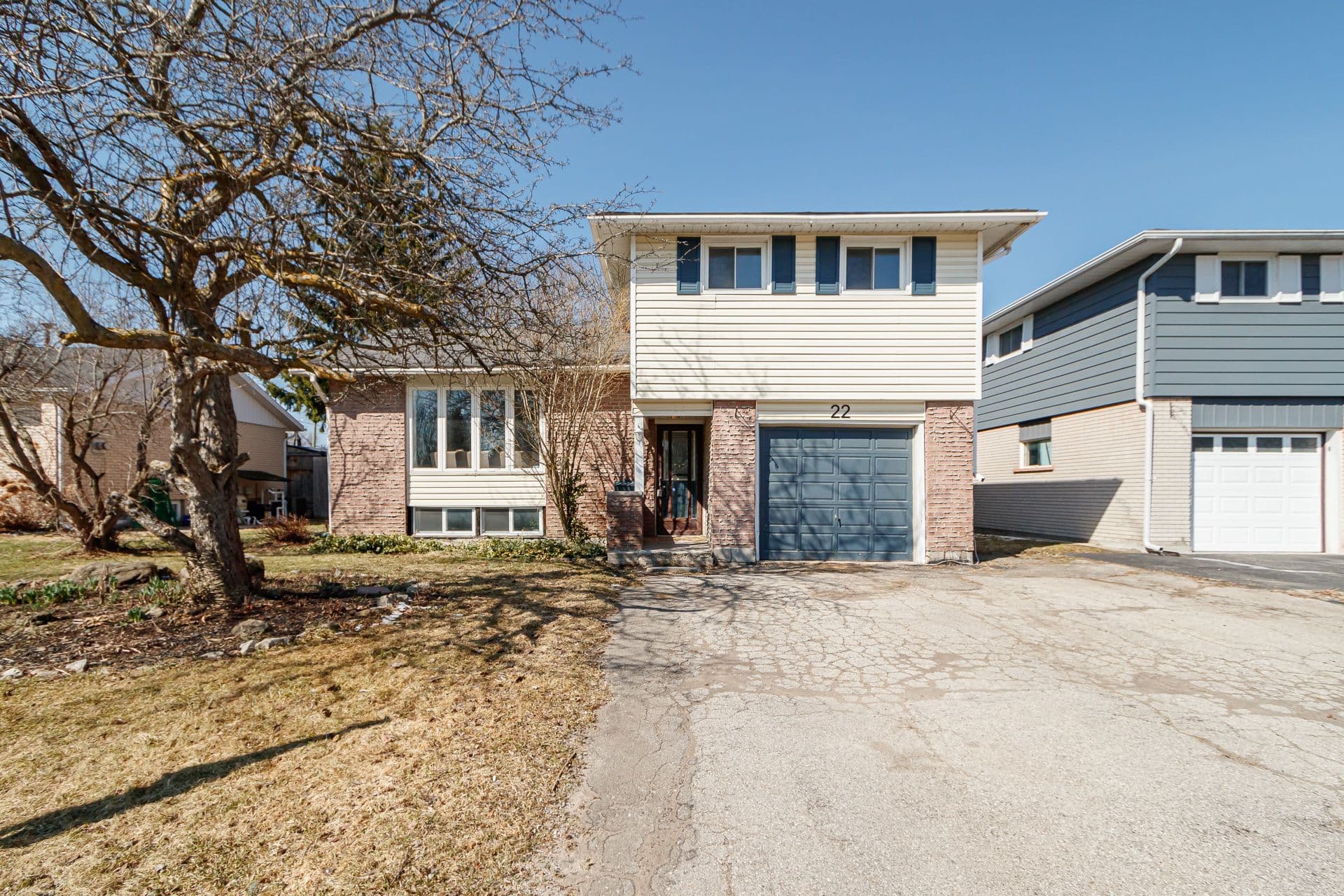 22 Dickson Road, Collingwood, ON L9Y 2X3