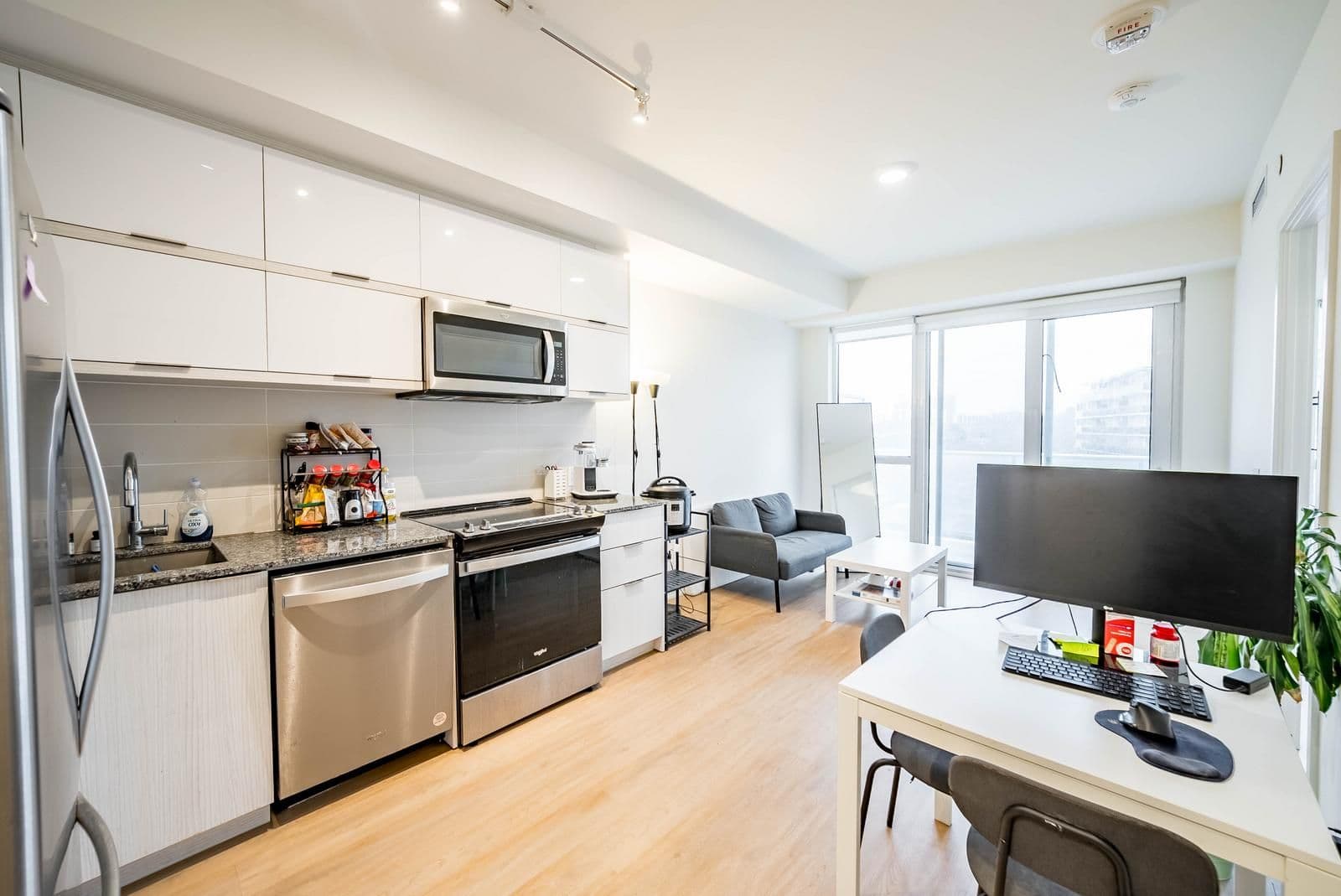 10 Deerlick Court 605, Toronto C13, ON M3A 0A7