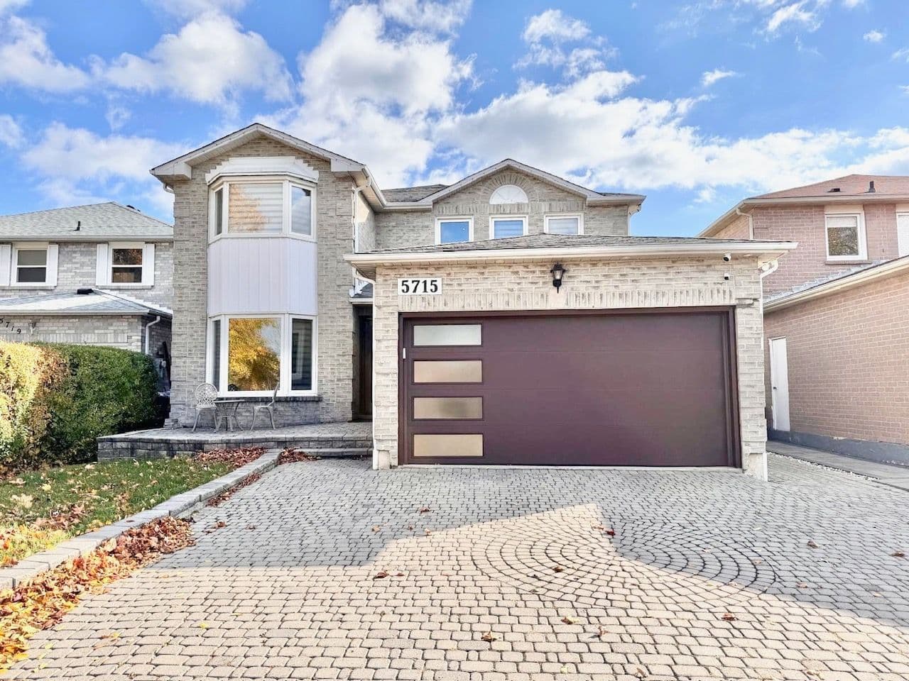 5715 Riverdale Crescent, Mississauga, ON L5M 4R3