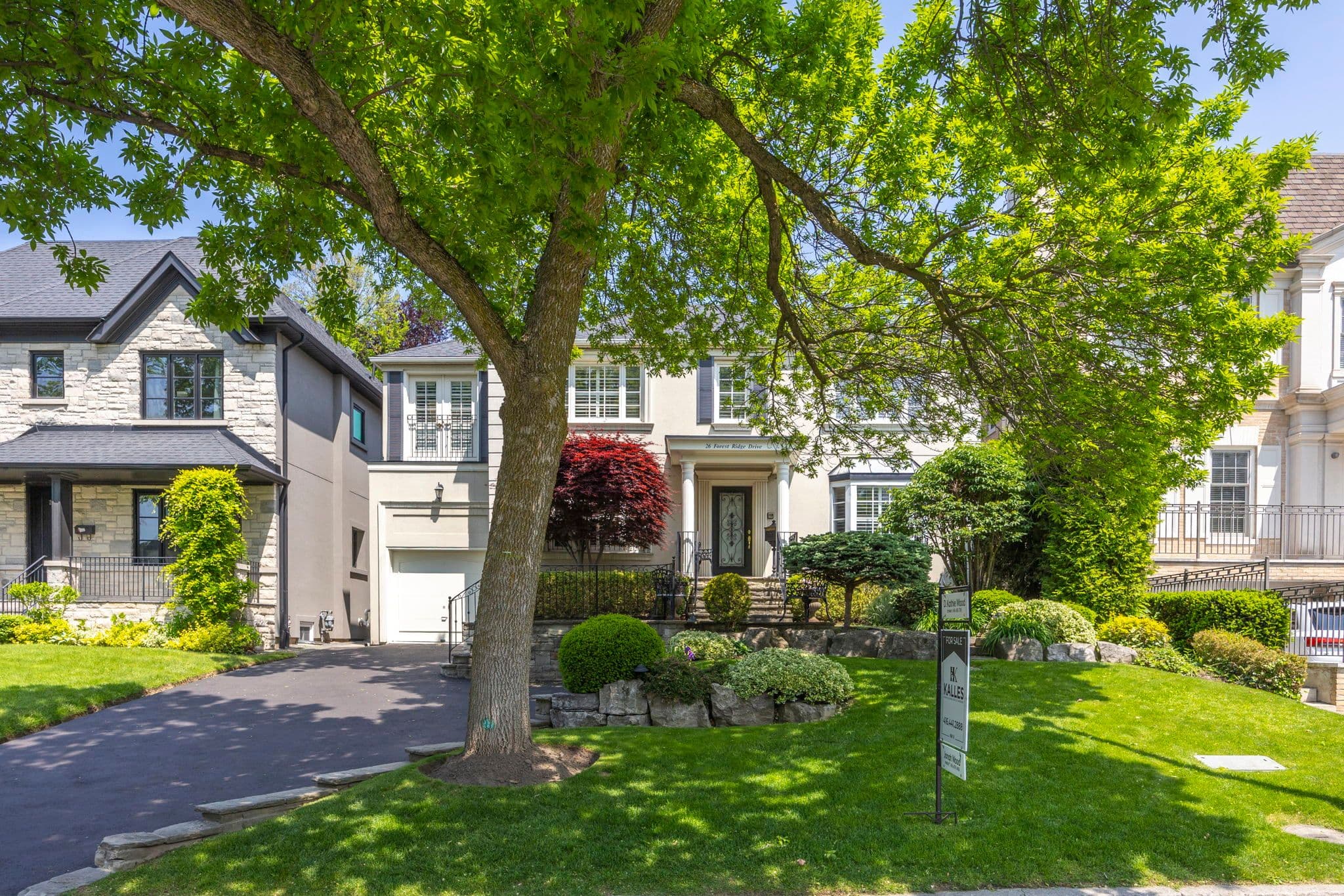 26 Forest Ridge Drive, Toronto C04, ON M6B 1H3