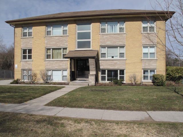126 Waverley Drive Apt #5, Guelph, ON N1E 1G8