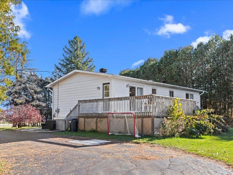 2462 Dunning Road, Orleans - Cumberland and Area, ON K0A 3E0