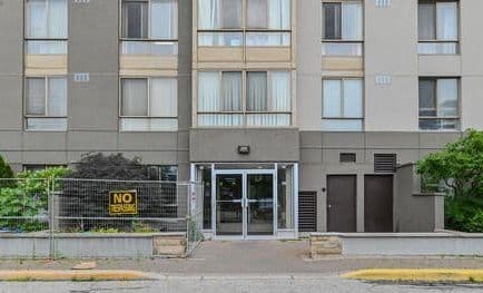 2470 Eglinton Avenue W 706, Toronto W04, ON M6M 5E7