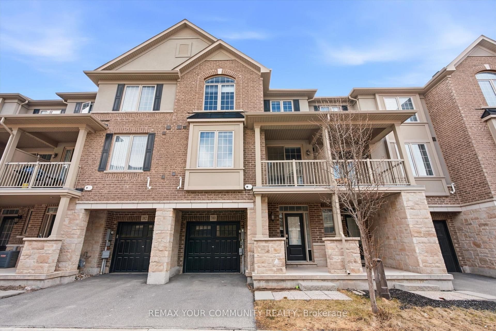 380 Cranbrook Common, Oakville, ON L6H 0P8