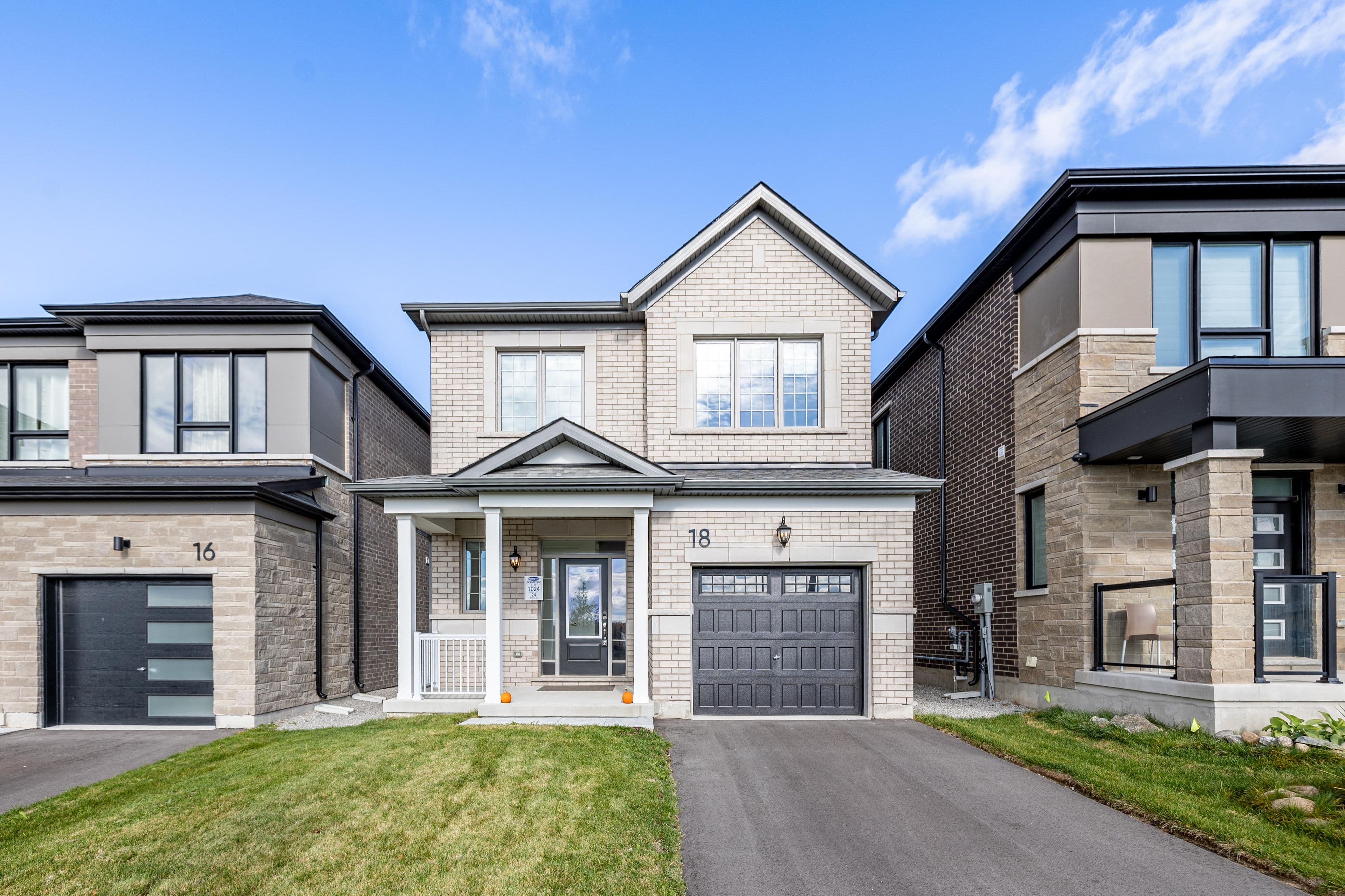18 McBride Trail, Barrie, ON L9J 0Y9