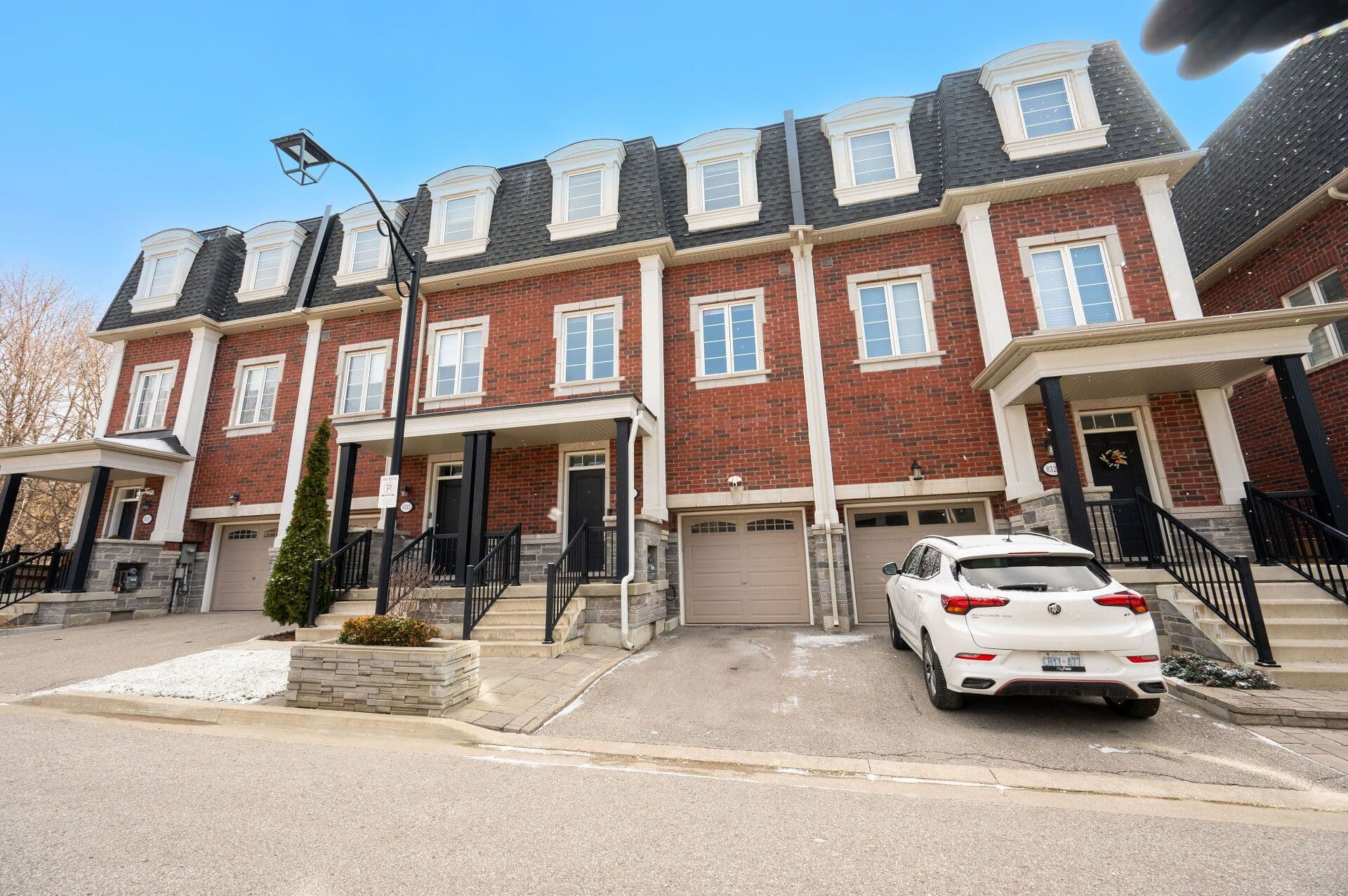 8331 Islington Avenue, Vaughan, ON L4L 1X1