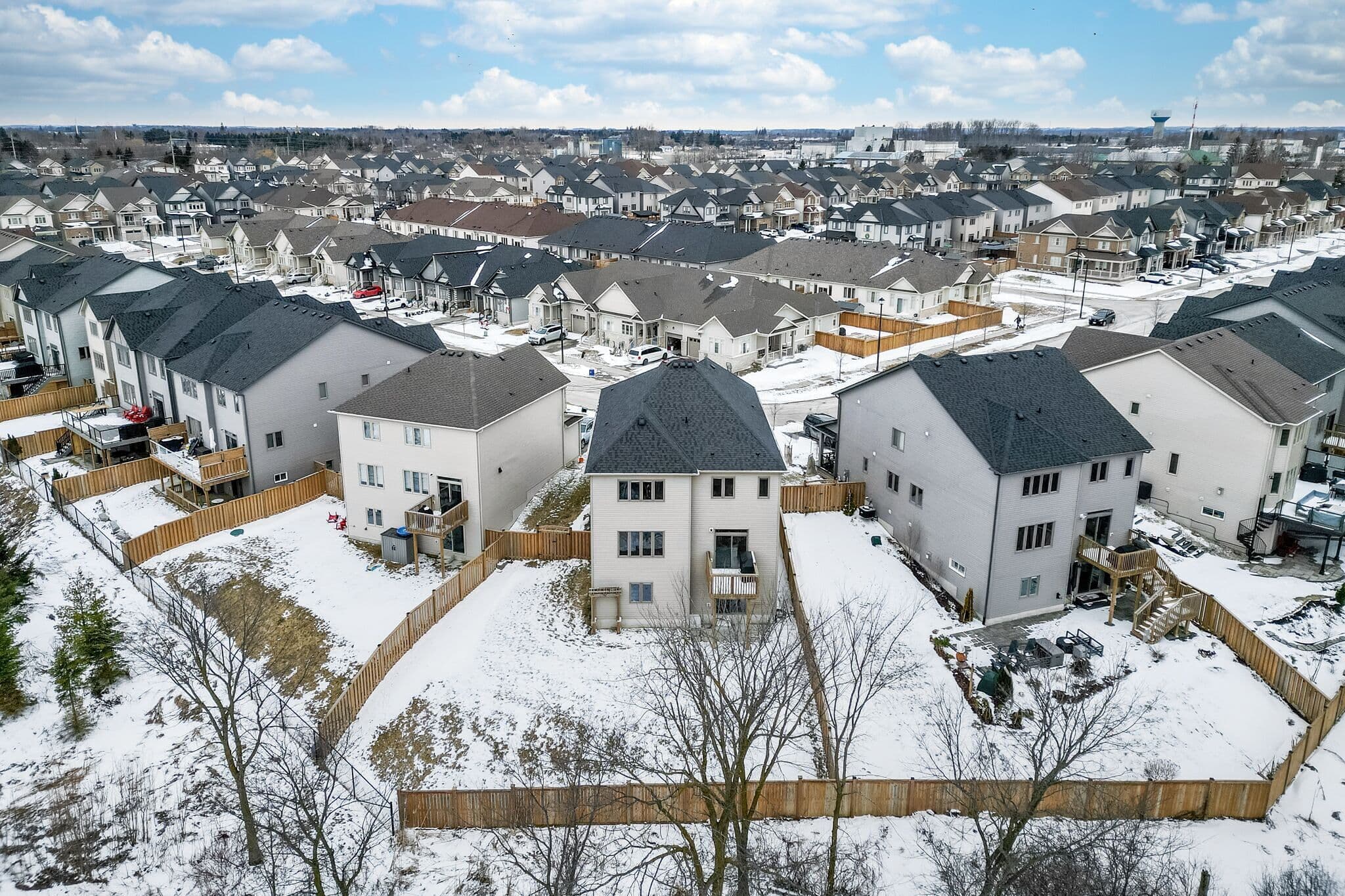 201 Mcfarlane Crescent, Centre Wellington, ON N1M 0G5