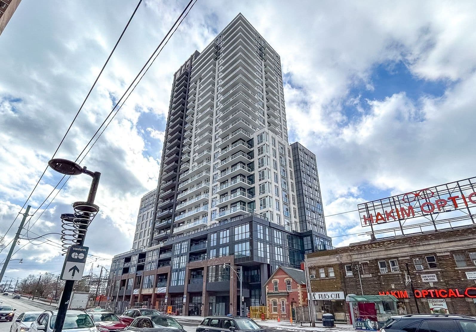 286 Main Street 1904, Toronto E02, ON M4C 0B3