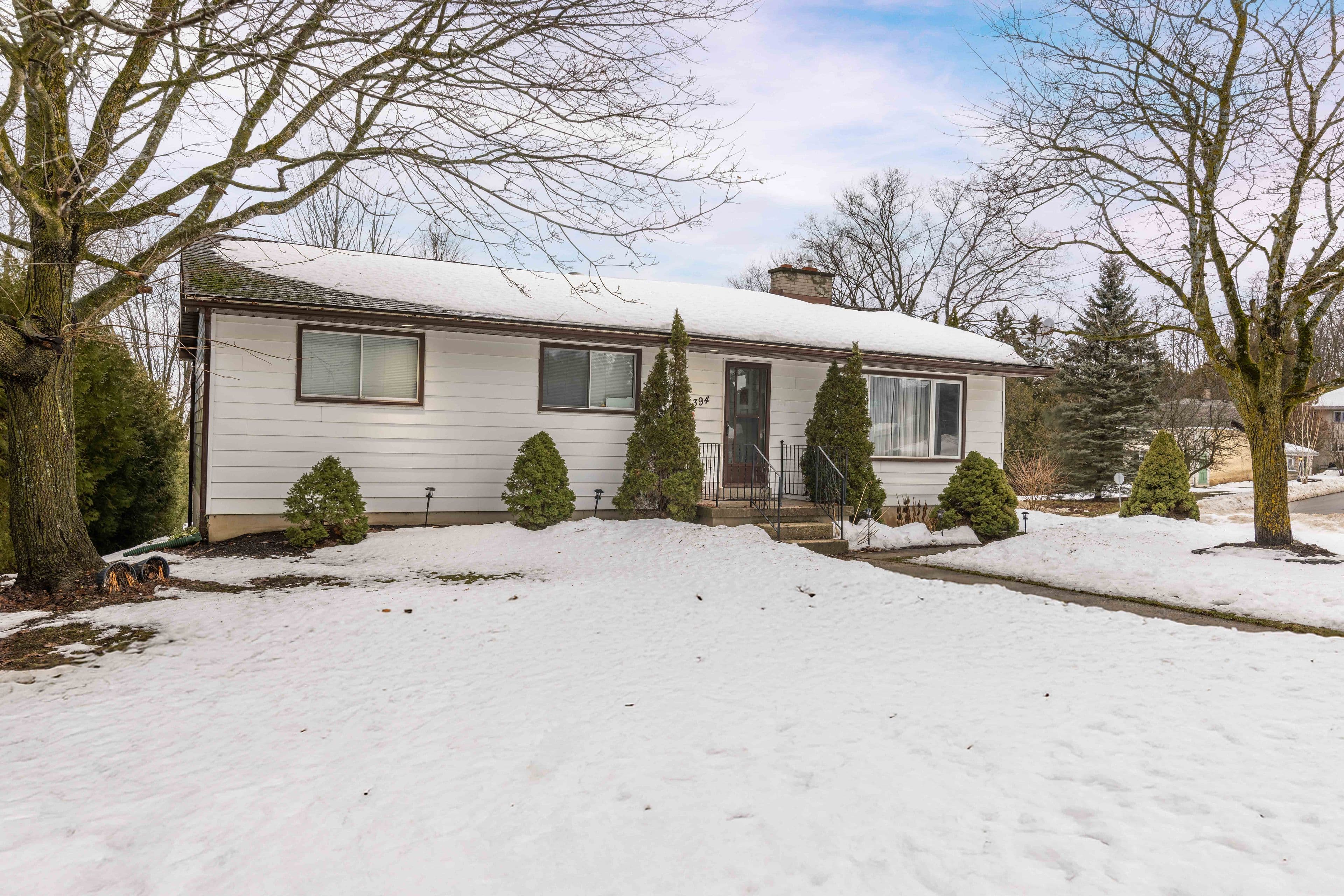 394 Queen Street N, West Grey, ON N0G 1R0