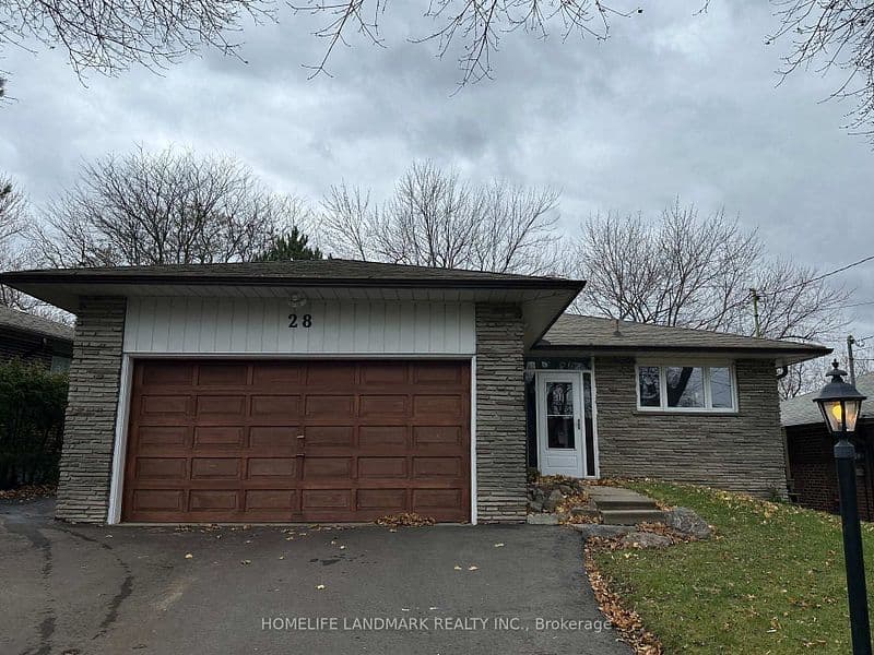 28 Landfair Crescent, Toronto E09, ON M1J 3A7