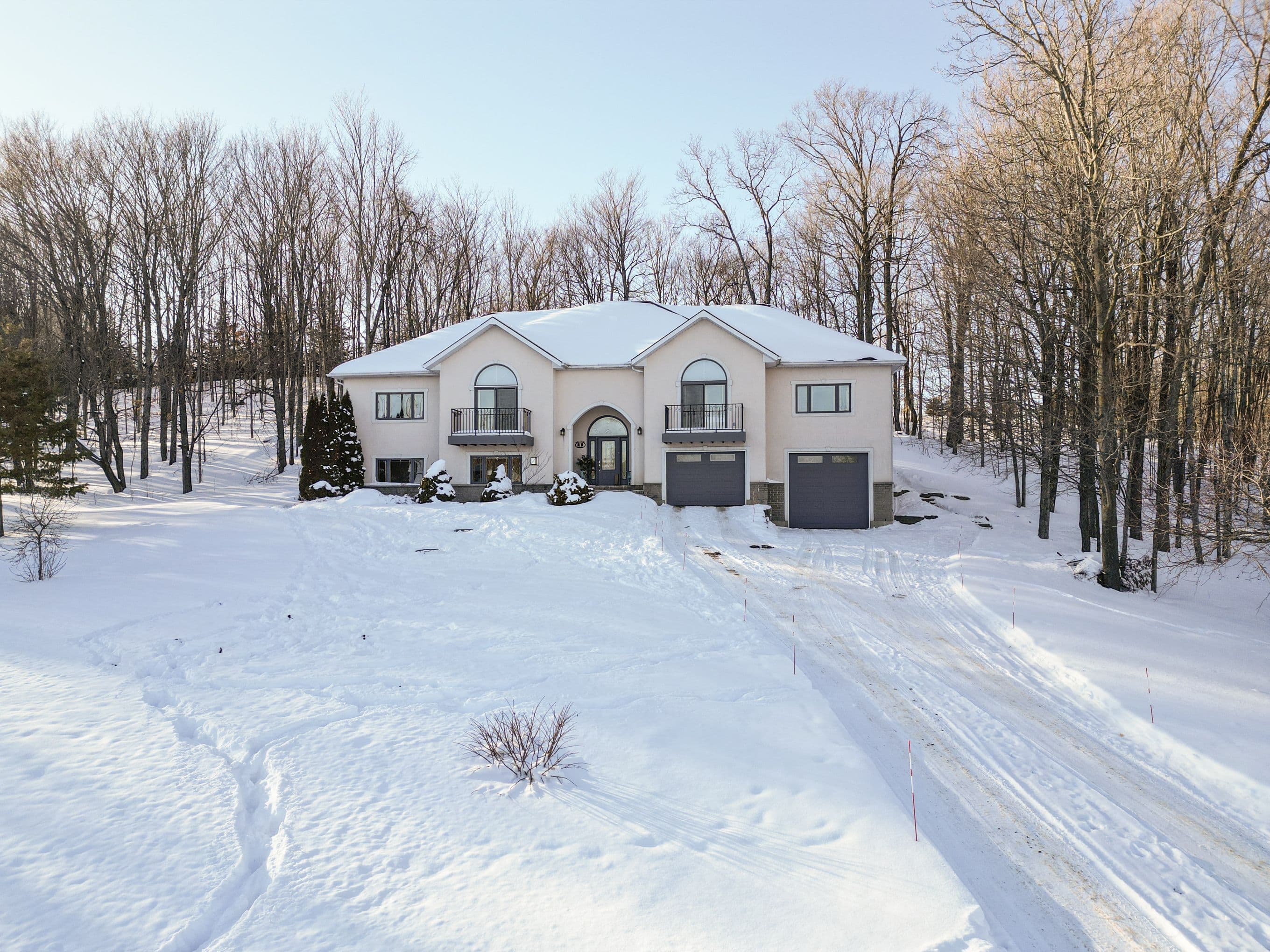27 Collins Drive, Frontenac, ON K0H 1X0