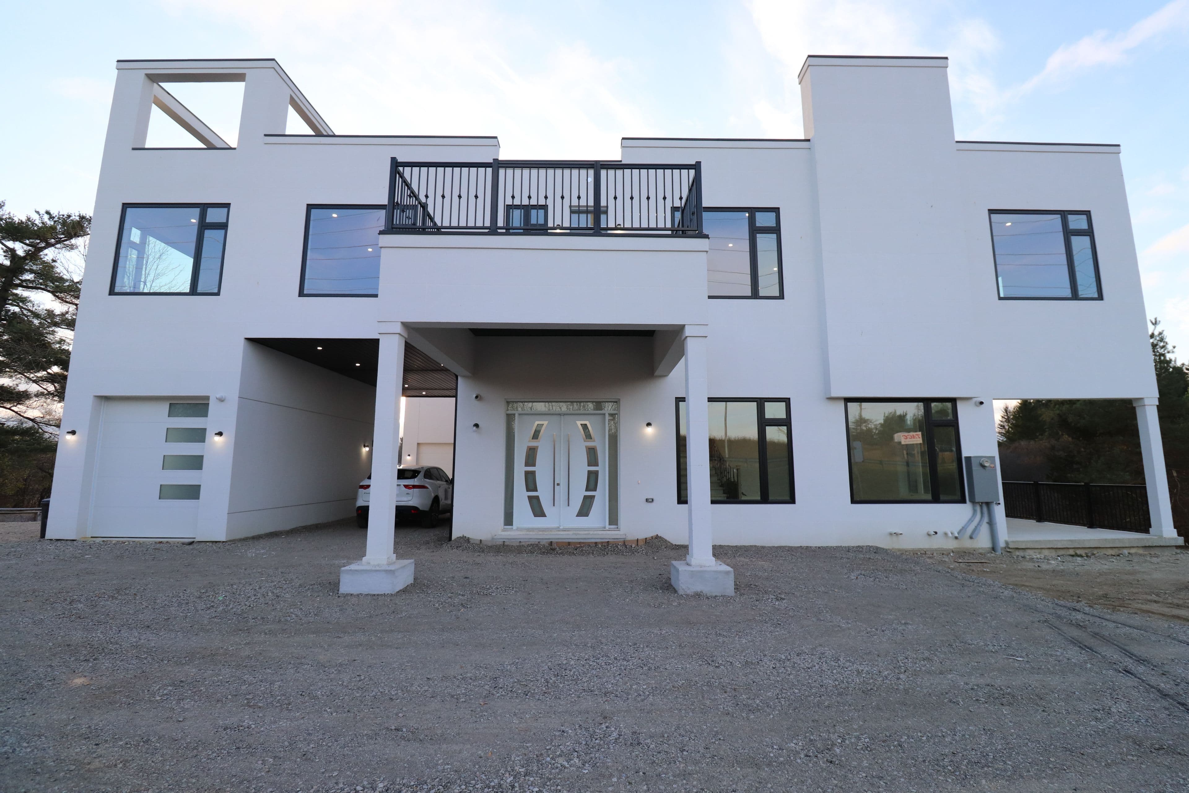 11470 Hwy 27 Expressway, Vaughan, ON L0J 1C0