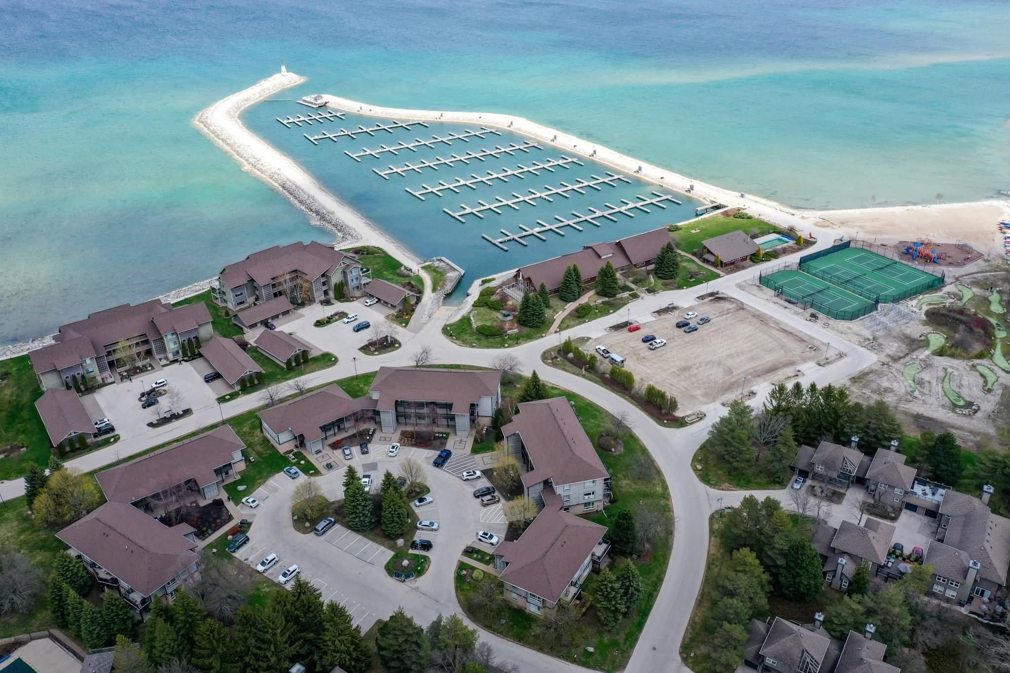 337 Mariners Way 8, Collingwood, ON L9Y 5C7