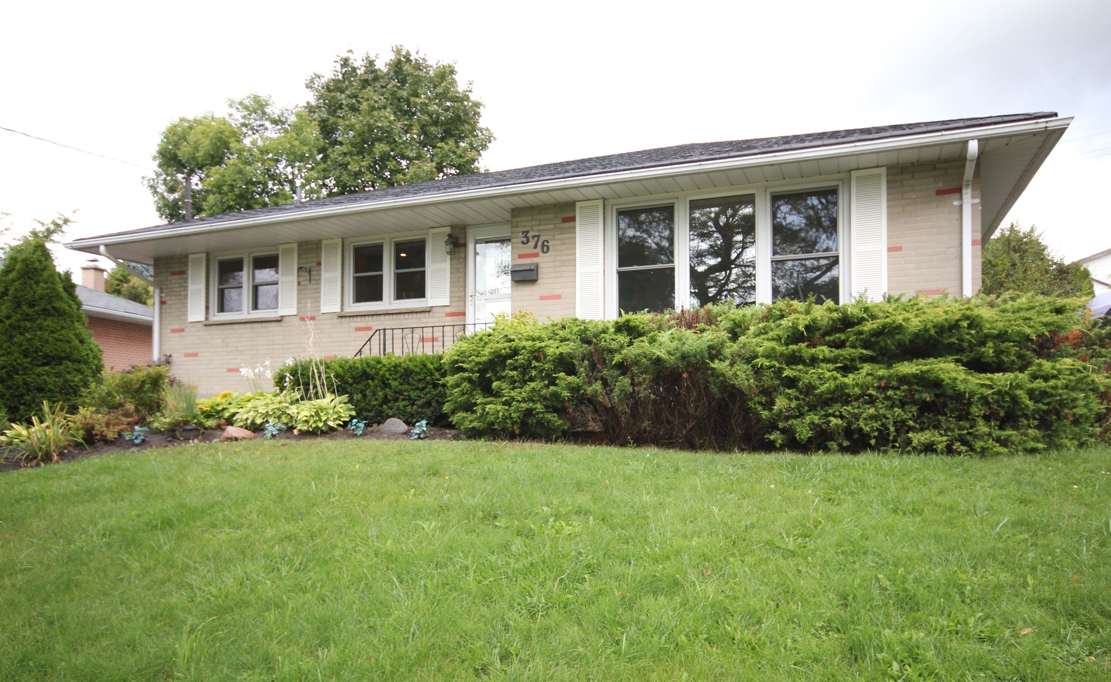 376 Humewood Avenue Main, Oshawa, ON L1G 2T5