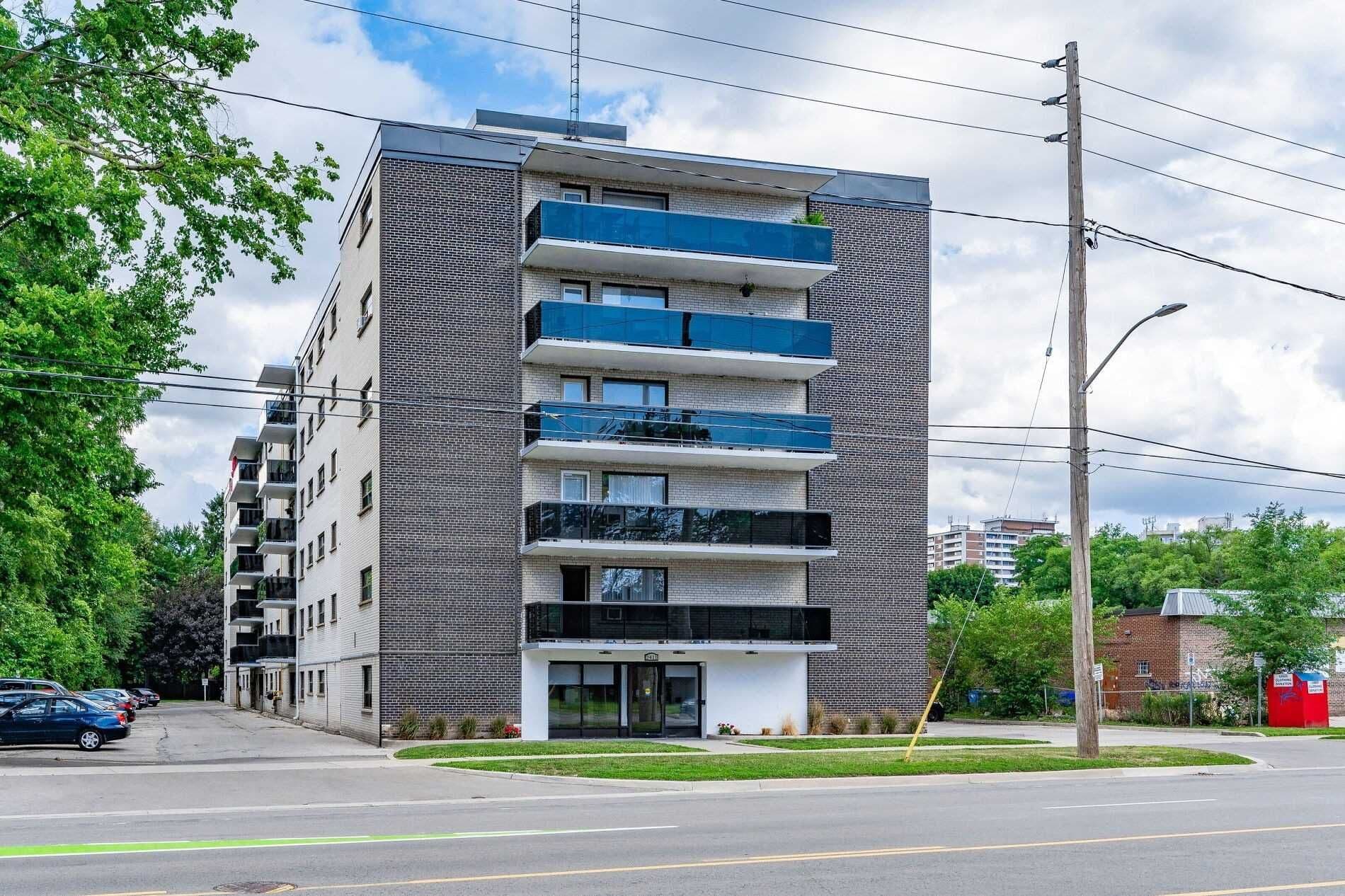 2411 New Street 101, Burlington, ON L7R 1K2