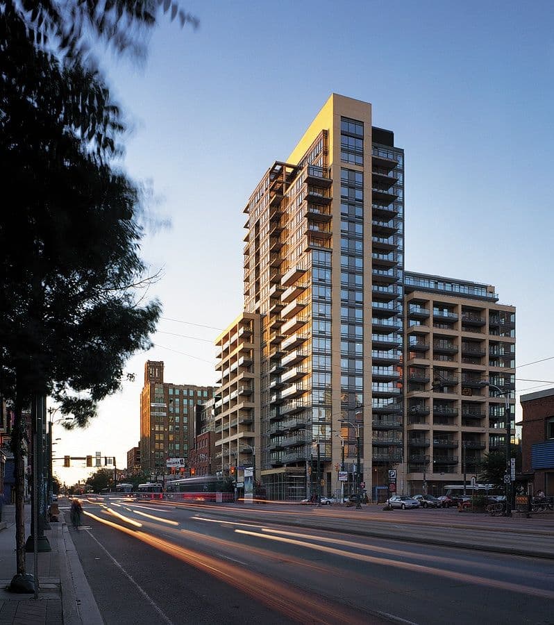 438 King Street W 415, Toronto C01, ON M5V 3T9