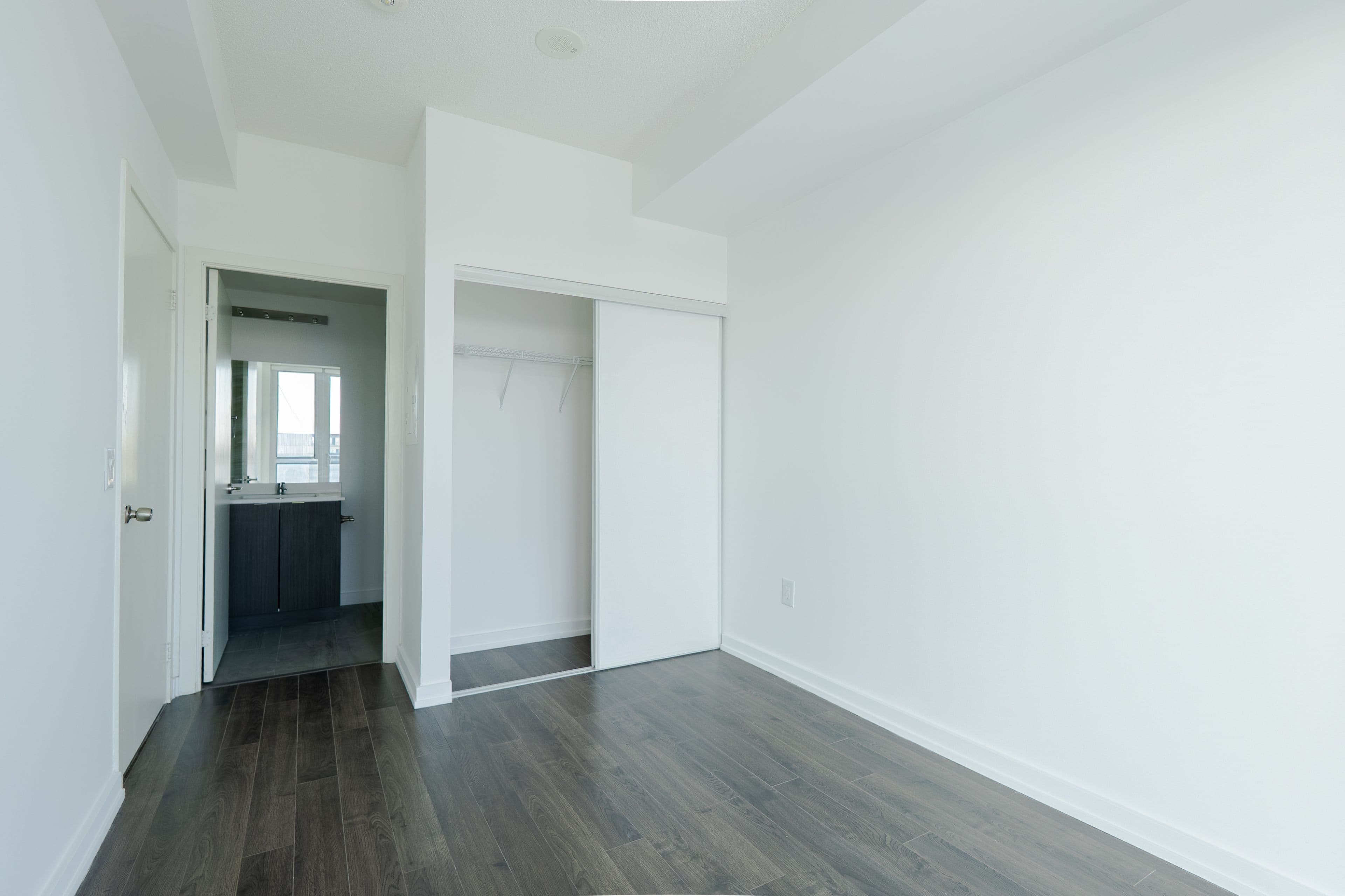 3237 Bayview Avenue 1112, Toronto C15, ON M2K 2J7