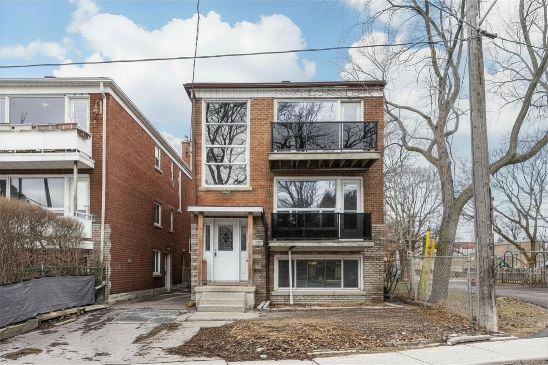 374 Atlas Avenue, Toronto C03, ON M6C 3P9