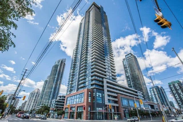 2220 Lakeshore Boulevard W 707, Toronto W06, ON M8V 0C1