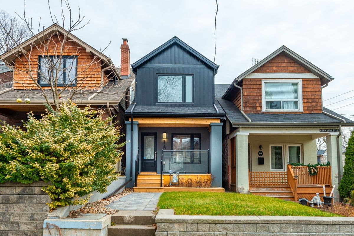 1A Normandy Boulevard, Toronto E02, ON M4L 3K1