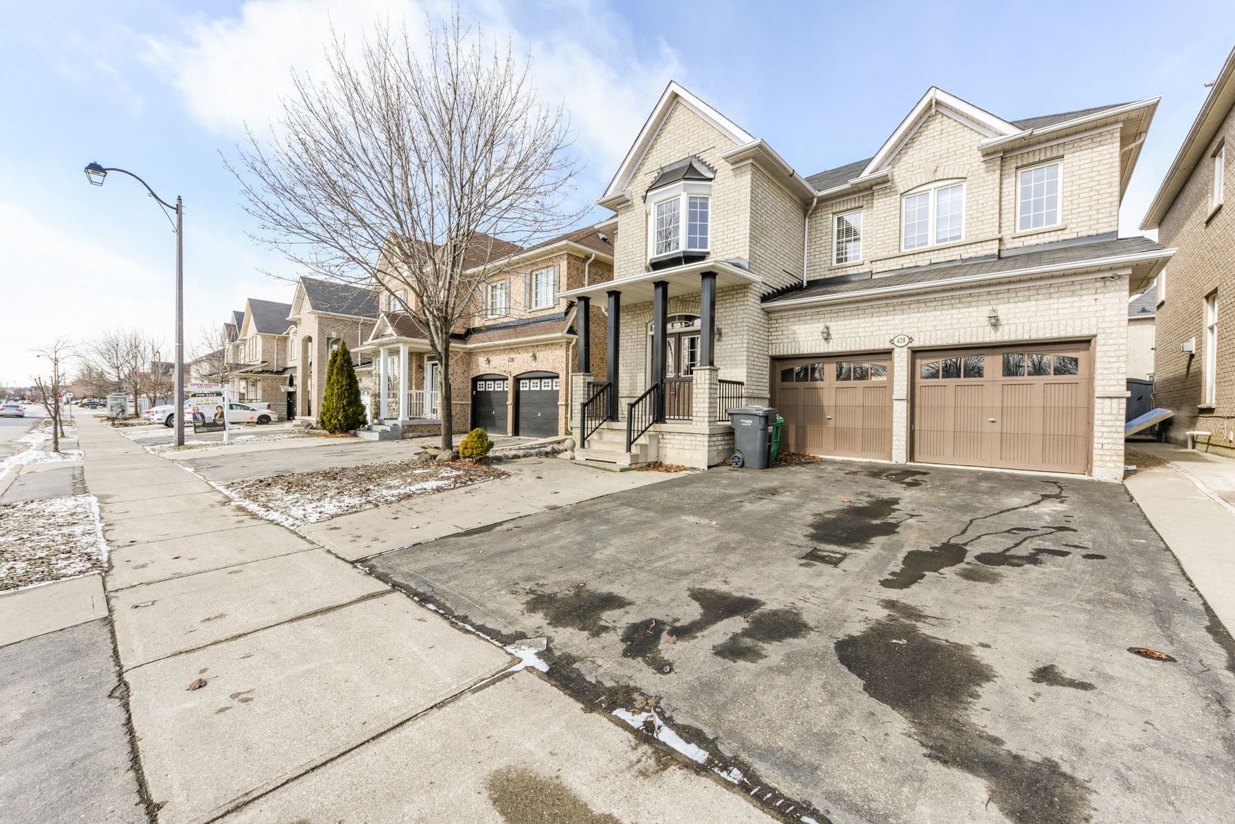 428 Father Tobin Road, Brampton, ON L6R 0S2
