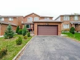 24 Cousins Court, Brampton, ON L6Y 3K4