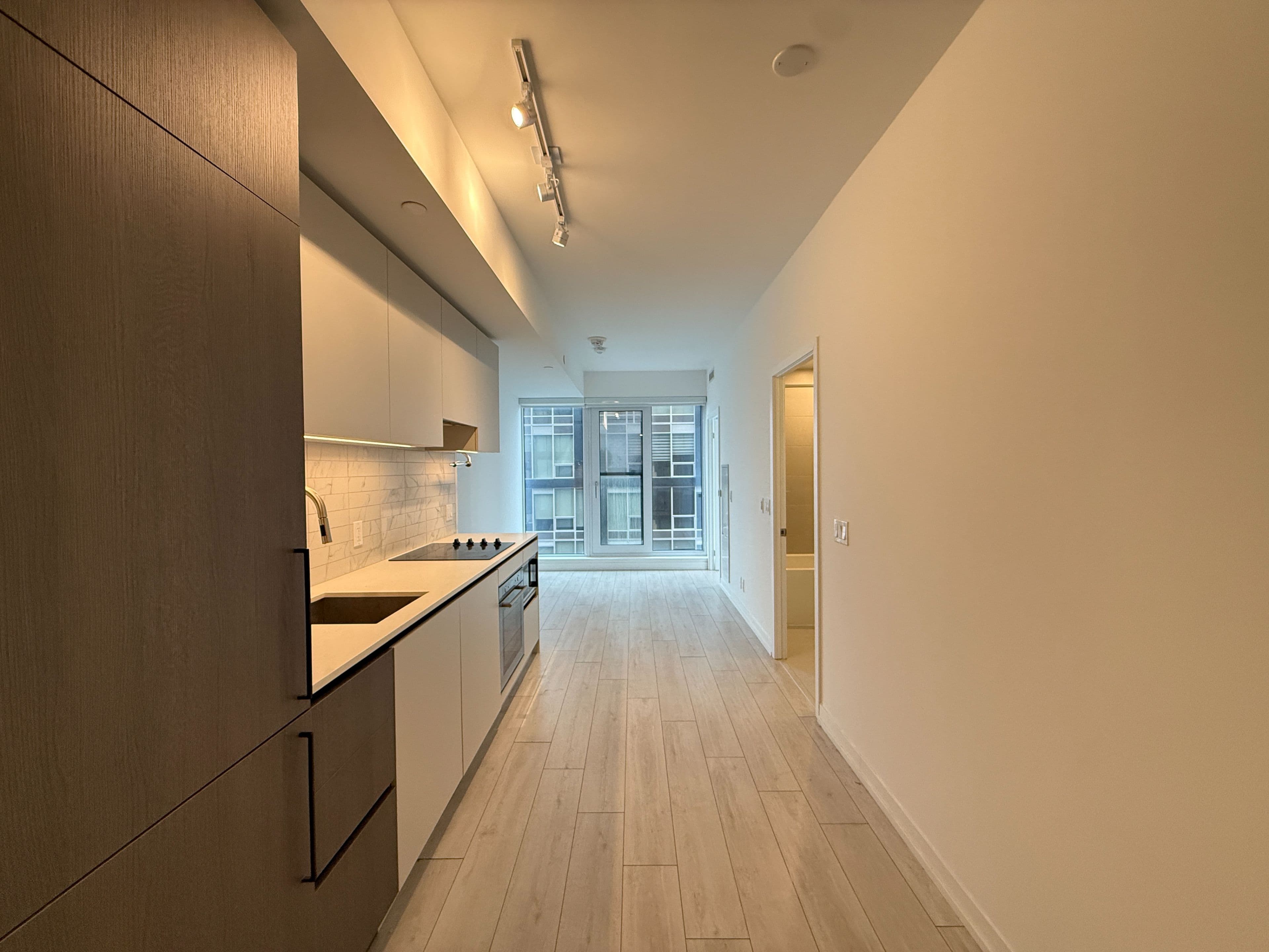 55 Mercer Street 4810, Toronto C01, ON M5V 0W4