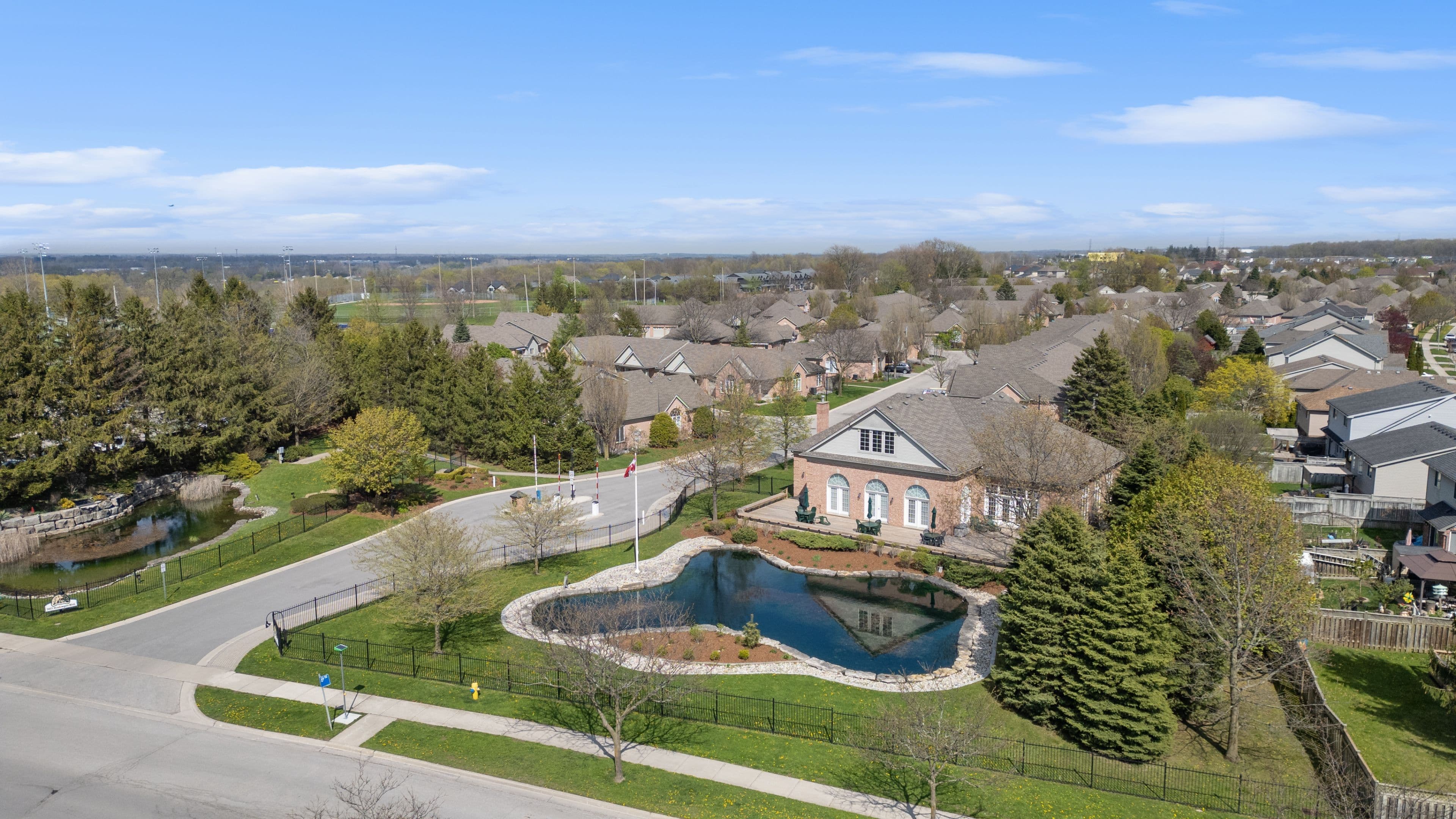 2025 Meadowgate Boulevard S 211, London South, ON N6M 1K9